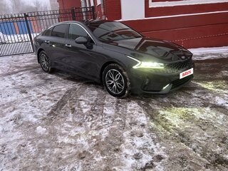 2020 Kia K5 III, серый, 2700000 рублей, вид 2
