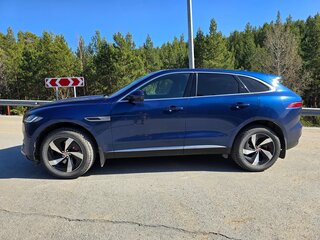 2021 Jaguar F-Pace I Рестайлинг, синий, 6250000 рублей, вид 1