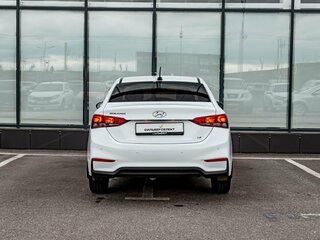 2019 Hyundai Solaris II, белый, 1320000 рублей, вид 4