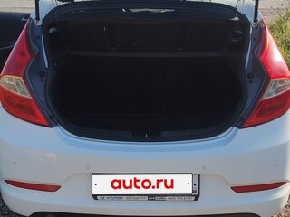2016 Hyundai Solaris I Рестайлинг, белый, 680000 рублей, вид 4