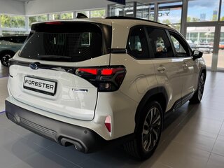 2025 Subaru Forester VI, белый, 6350000 рублей, вид 4
