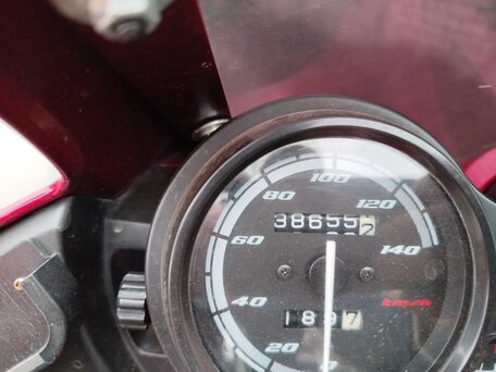 2011 Yamaha YBR125, красный, 160000 рублей, вид 5