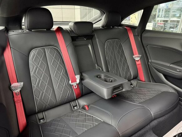 2026 Audi A5 L III (B10), красный, 6250000 рублей - вид 19