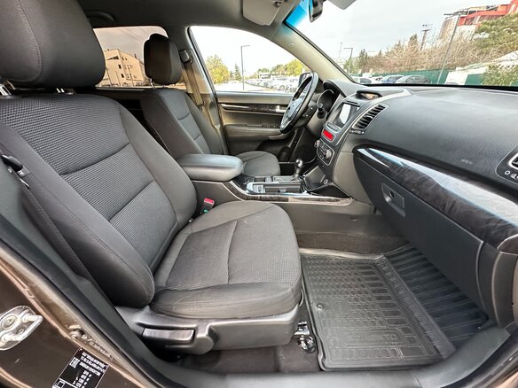 2018 Kia Sorento II Рестайлинг, бежевый, 2097000 рублей - вид 20