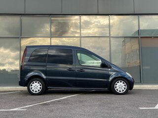 2004 Mercedes-Benz Vaneo, чёрный, 540000 рублей, вид 3