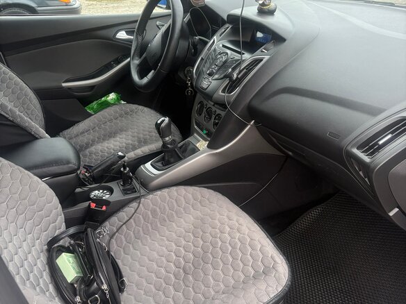 2011 Ford Focus III, белый, 750000 рублей - вид 5