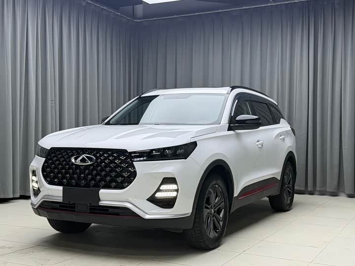 Открыть фотографии: Chery Tiggo 7 II