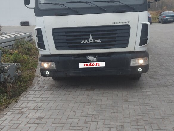 2013 МАЗ 4371, белый, 850000 рублей