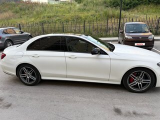 2016 Mercedes-Benz E-Класс 200 V (W213, S213, C238), белый, 1600000 рублей, вид 3