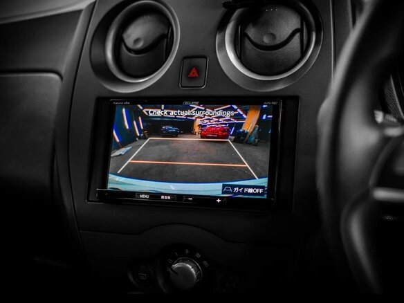 2020 Nissan Note II Рестайлинг, белый, 950000 рублей - вид 14