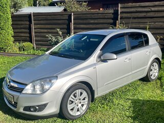 2008 Opel Astra H Рестайлинг, серебристый, 400000 рублей, вид 2