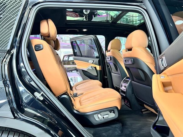 2021 BMW X7 30d I (G07), чёрный, 7200000 рублей - вид 38