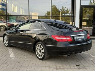2011 Mercedes-Benz E-Класс 250 5G-Tronic IV (W212, S212, C207), чёрный, 1336000 рублей, вид 3