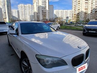 2009 BMW 7 серии Long 730Ld V (F01/F02/F04), белый, 1400000 рублей, вид 2