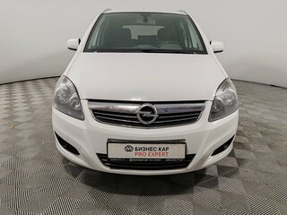 2014 Opel Zafira B Рестайлинг, белый, 920000 рублей, вид 2