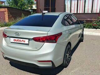 2019 Hyundai Solaris II, бежевый, 1300000 рублей, вид 4