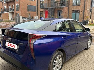 2016 Toyota Prius IV (XW50), синий, 1850000 рублей, вид 4