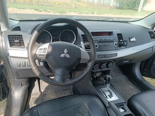 2011 Mitsubishi Lancer X Рестайлинг, чёрный, 700000 рублей, вид 5