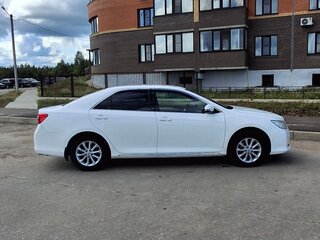 2012 Toyota Camry VII (XV50), белый, 1170000 рублей, вид 3