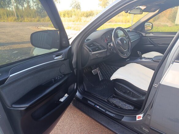 2012 BMW X5 30d II (E70) Рестайлинг, серый, 2000000 рублей - вид 15