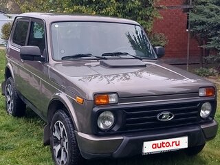 2019 Lada (ВАЗ) 2121 (4x4) Urban I Рестайлинг (2020), коричневый, 750000 рублей, вид 2