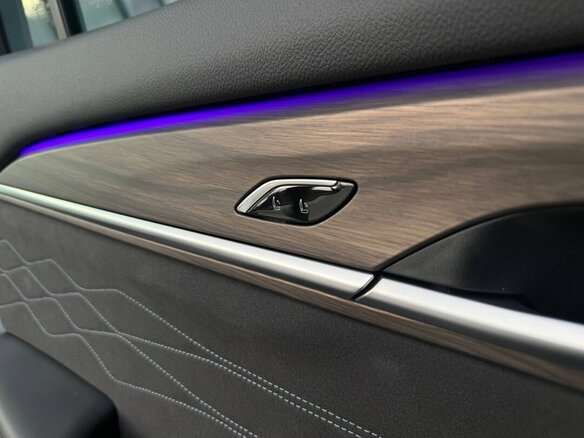 2026 Geely Monjaro I Рестайлинг, чёрный - вид 20