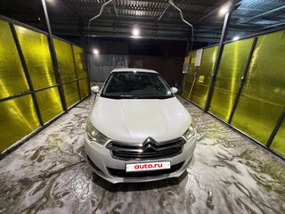 2013 Citroen C4 II, белый, 670000 рублей, вид 2