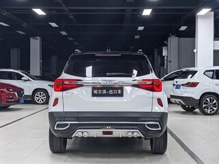2023 Kia KX3, белый, 1750000 рублей, вид 5