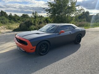 2012 Dodge Challenger III Рестайлинг, чёрный, 1975000 рублей, вид 1