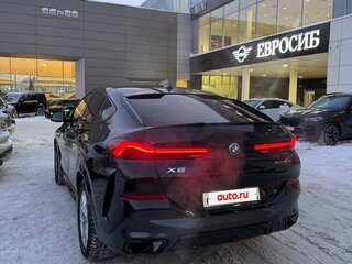 2021 BMW X6 30d III (G06), чёрный, 9600000 рублей, вид 4