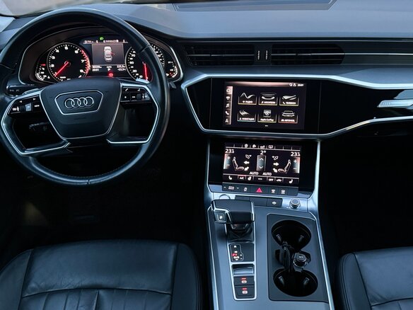 2020 Audi A6 40 TFSI V (C8), чёрный, 3450000 рублей - вид 10
