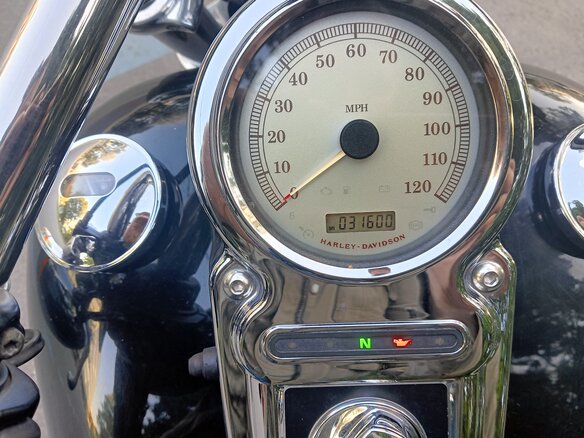 2008 Harley-Davidson Fat Bob, чёрный, 800000 рублей - вид 12