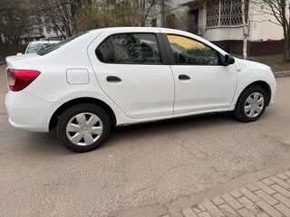 2016 Renault Logan II, белый, 475000 рублей, вид 3