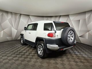 2022 Toyota FJ Cruiser, белый, 5300000 рублей, вид 4