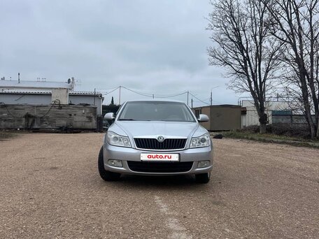 2012 Skoda Octavia II (A5) Рестайлинг, серебристый, 910000 рублей, вид 2