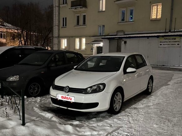 2012 Volkswagen Golf VI, белый, 980000 рублей