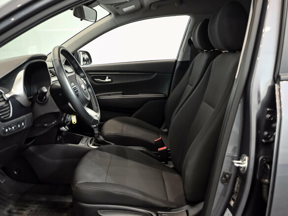 2021 Kia Rio X IV Рестайлинг, серый, 1950000 рублей - вид 10