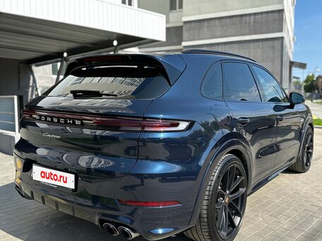 2023 Porsche Cayenne E-Hybrid III Рестайлинг, синий, 15400000 рублей, вид 3