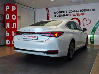 2025 Lexus ES 200 VII Рестайлинг 2, белый, 5890000 рублей, вид 4