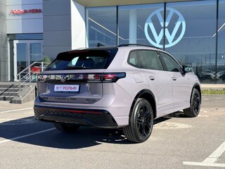 2026 Volkswagen Tiguan L Pro III (China Market), фиолетовый, 5110000 рублей, вид 3