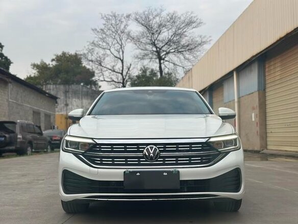 2022 Volkswagen Sagitar III Рестайлинг, белый, 1512000 рублей - вид 1