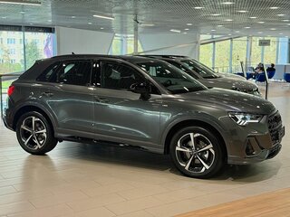 2026 Audi Q3 35 TFSI II (F3), серый, 4159000 рублей, вид 3