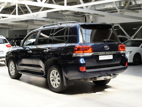 2017 Toyota Land Cruiser 200 Series Рестайлинг 2, синий, 5750000 рублей - вид 5