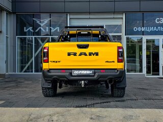 2023 Ram 1500 Crew Cab TRX V, жёлтый, 15250000 рублей, вид 4