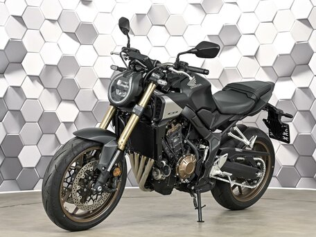 2026 Honda CB 650R, чёрный, 1277000 рублей, вид 2