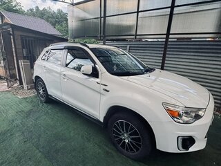 2014 Mitsubishi ASX I Рестайлинг, белый, 1200000 рублей, вид 2
