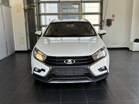 2019 Lada (ВАЗ) Vesta SW I, белый, 1100000 рублей, вид 2