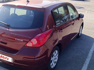 2008 Nissan Tiida I, красный, 670000 рублей, вид 3