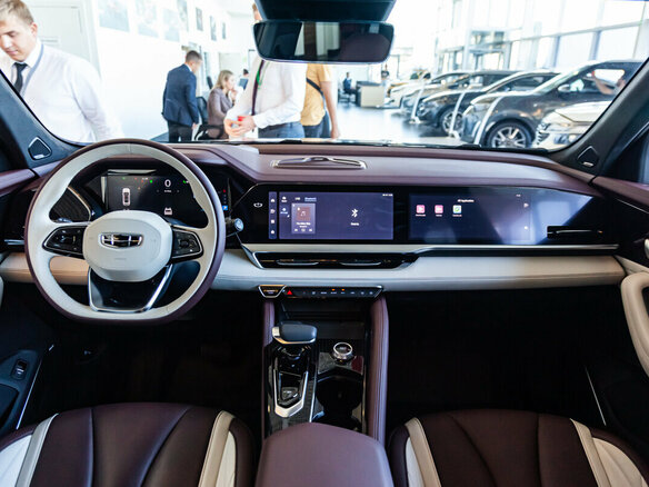 2026 Geely Monjaro I, серый, 4899990 рублей - вид 12