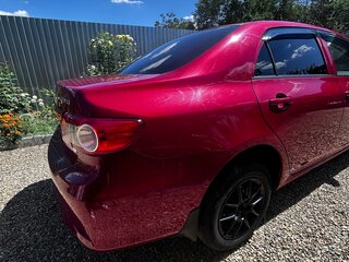 2011 Toyota Corolla X (E140, E150) Рестайлинг, красный, 920000 рублей, вид 1